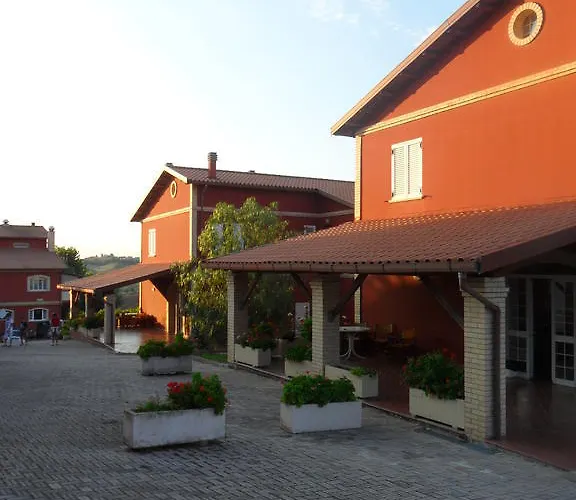 Отель Fattoria Cerreto 3*